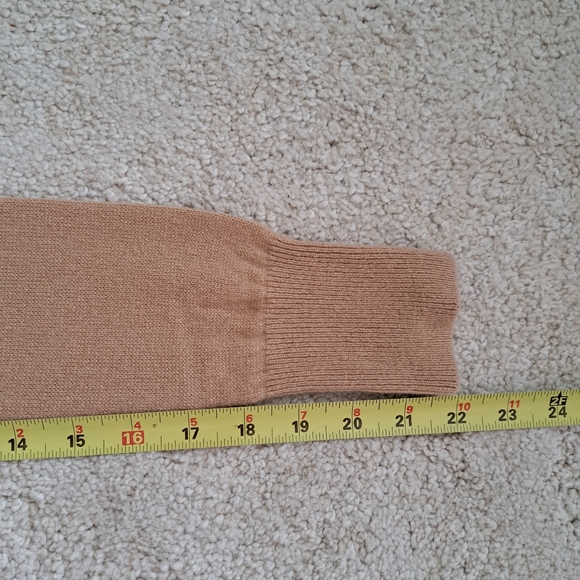 EQUIPMENT Cashmere Tan Camel Sweater - Picture 7 of 7